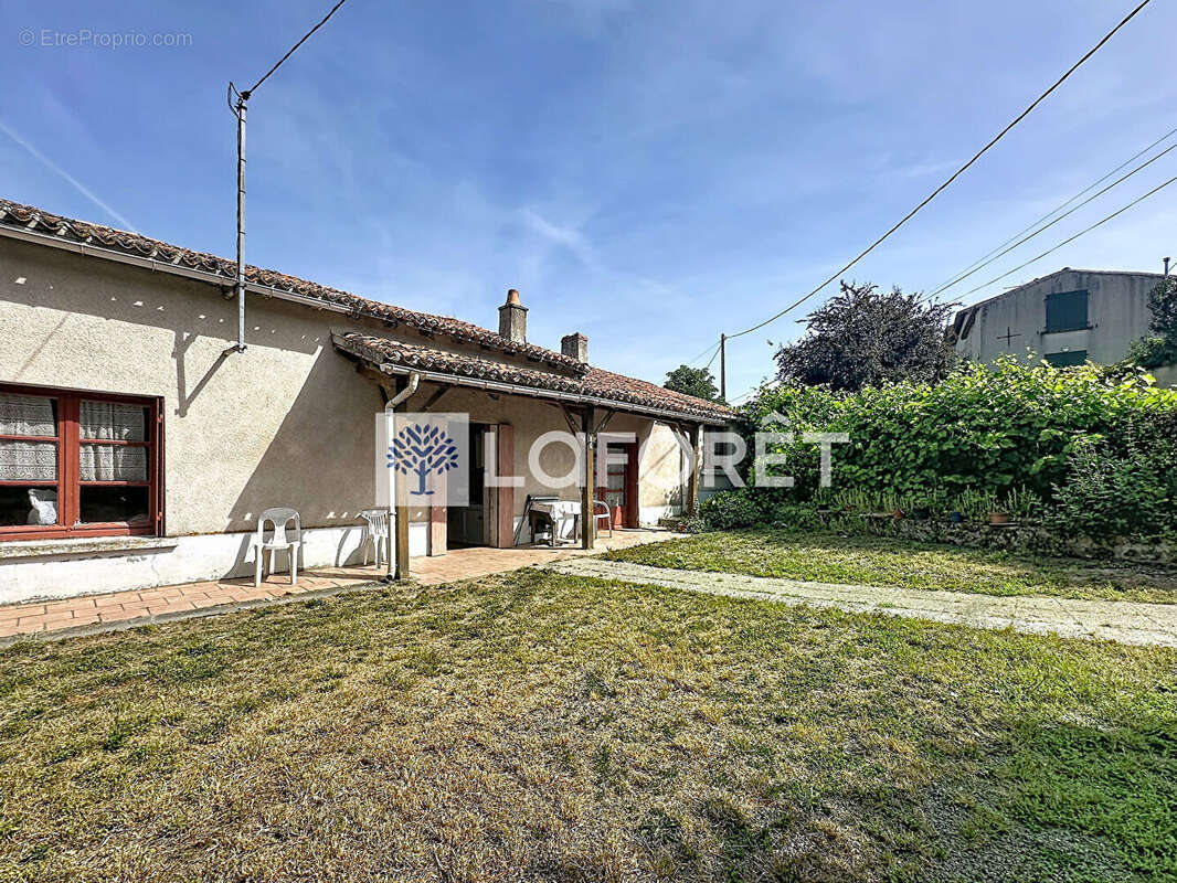 Maison à LA PEYRATTE