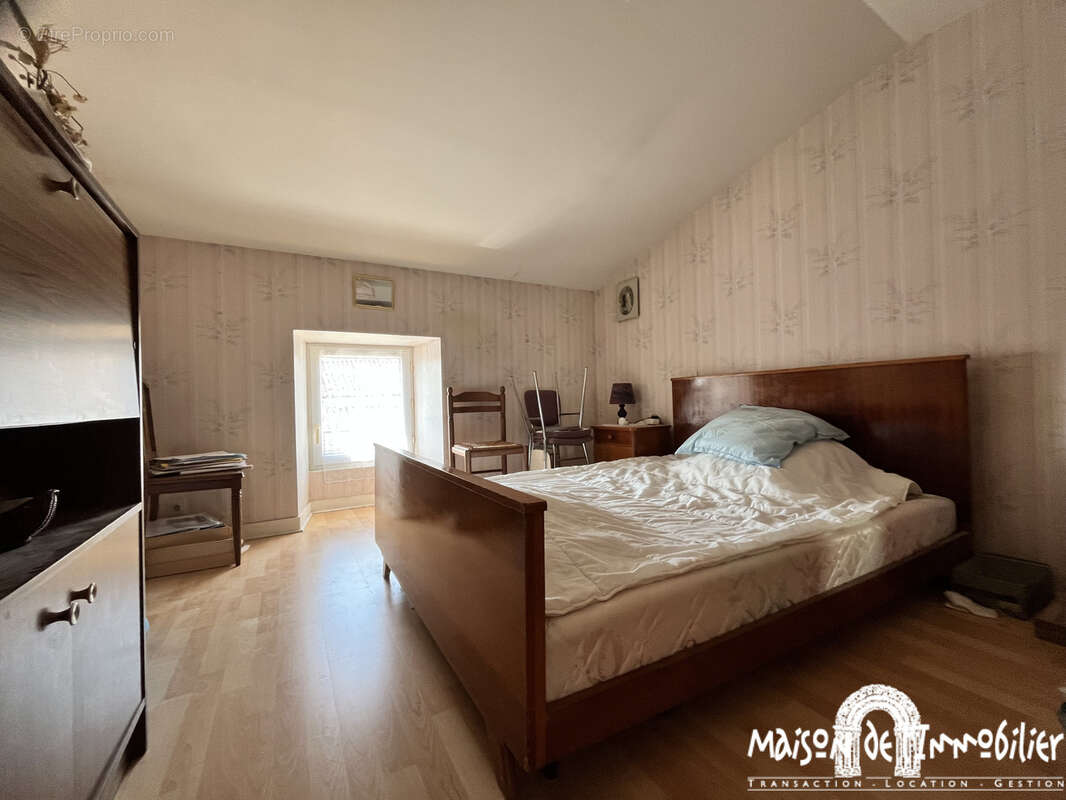 Maison à MERPINS