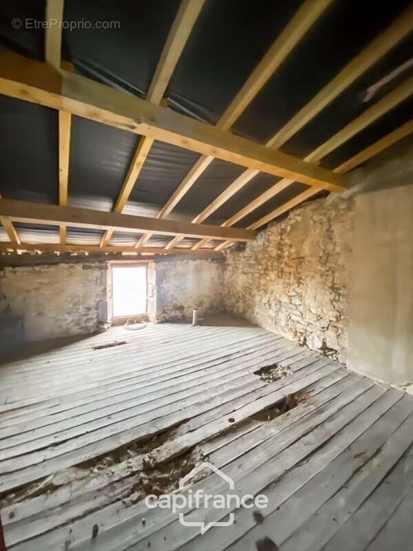 Appartement à CUISEAUX