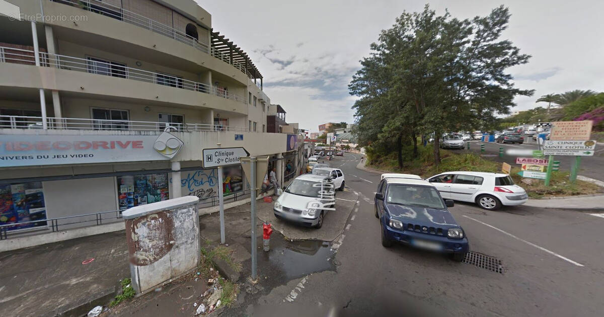 Commerce à SAINT-DENIS