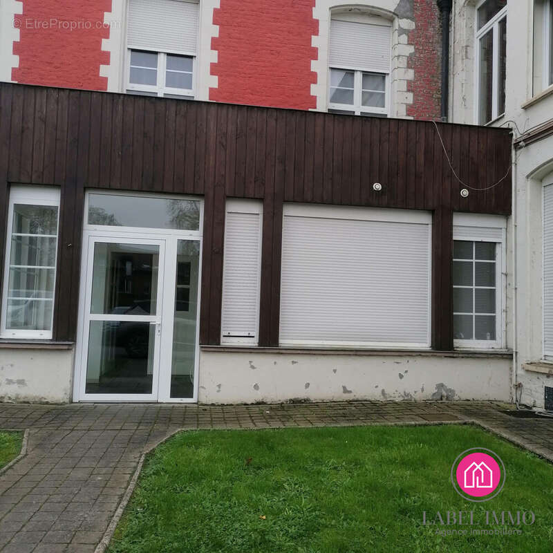 Appartement 32 m² à Saultain  - photo 4
