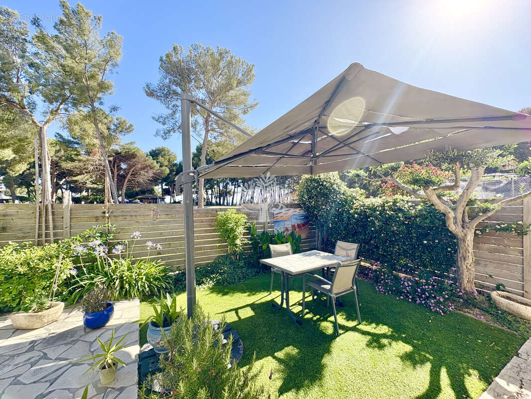 Appartement à SAINT-MANDRIER-SUR-MER