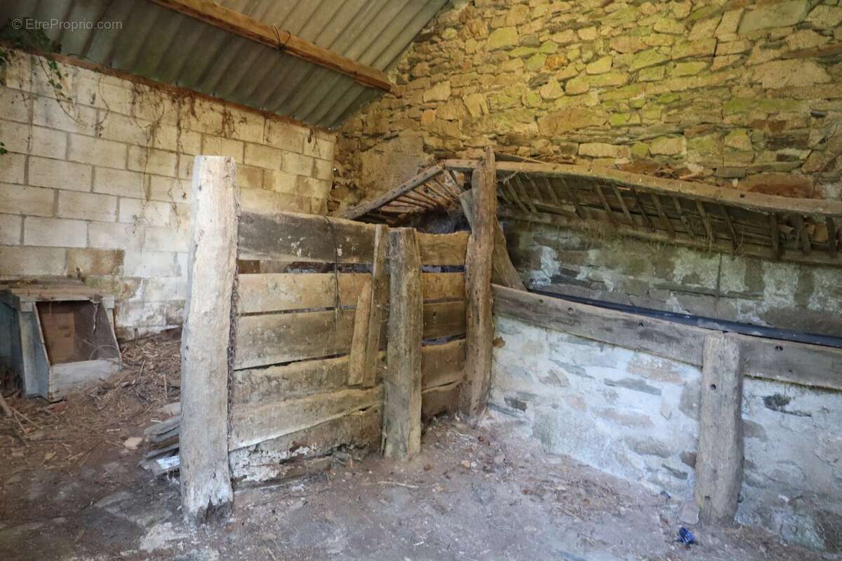 Maison à GLOMEL