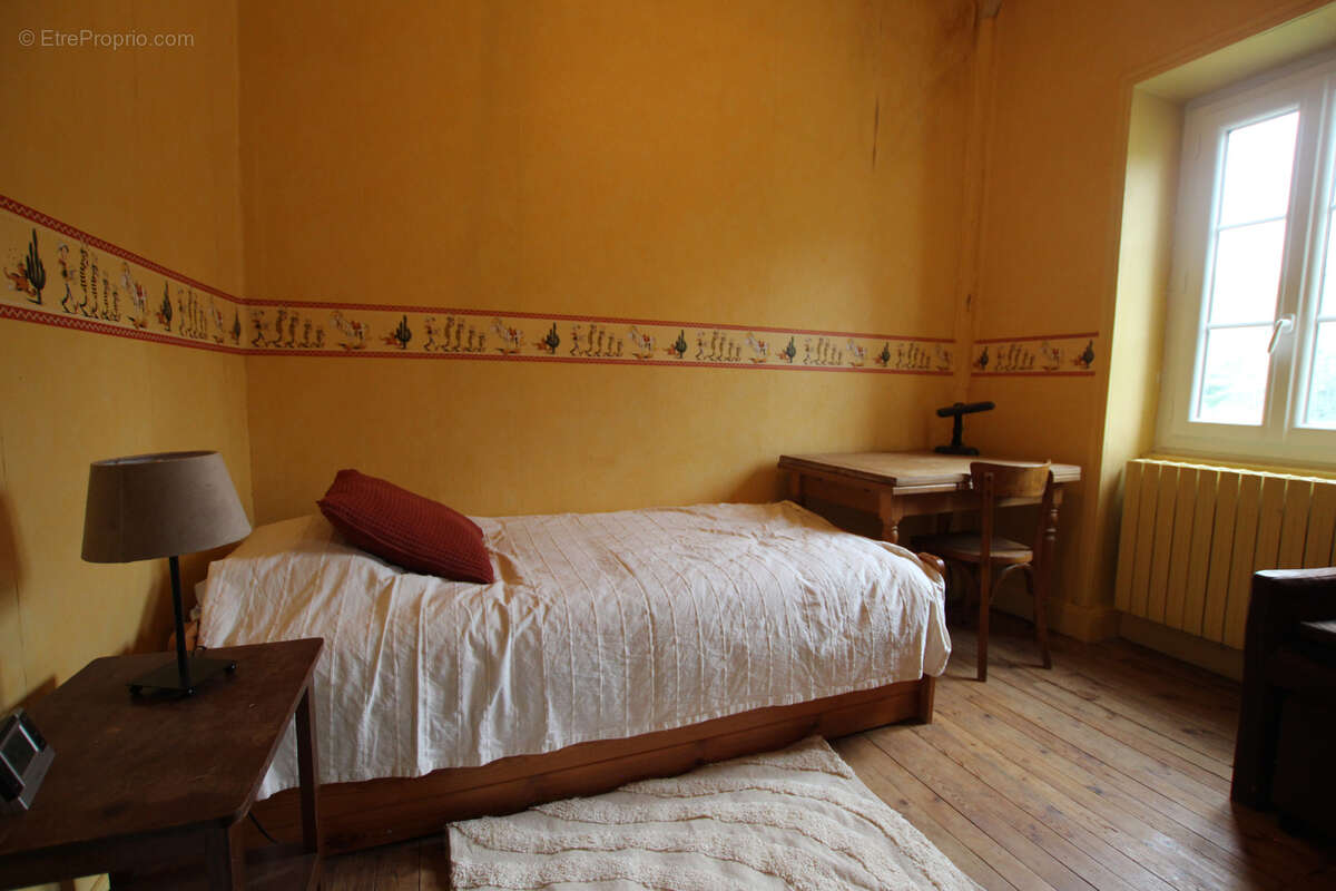 Maison à SERBANNES