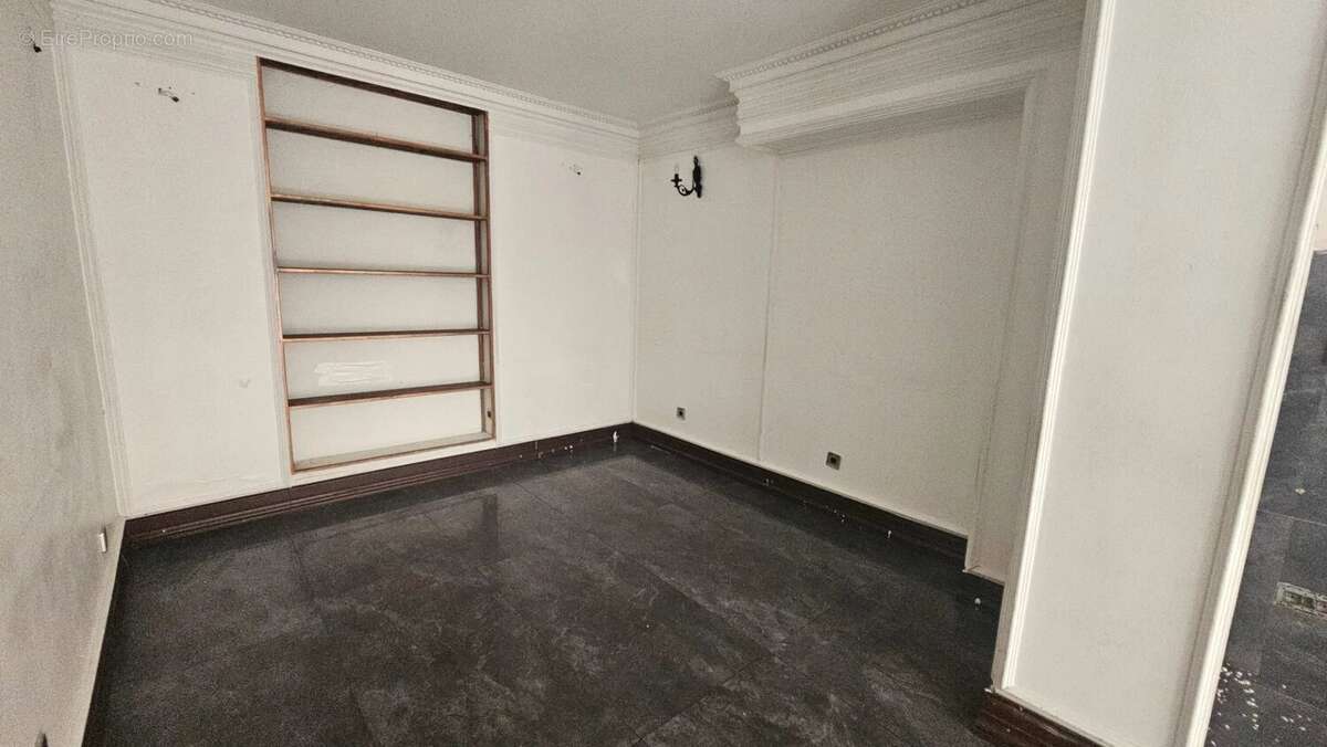 Mur a vendre libre paris 15 saint charles - photo 4