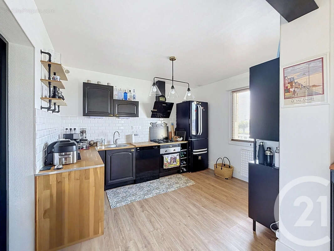 Maison 160 m² à Morieux  - photo 4