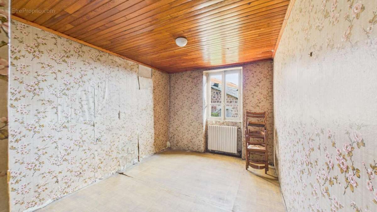 Maison à SAINT-CYPRIEN-SUR-DOURDOU