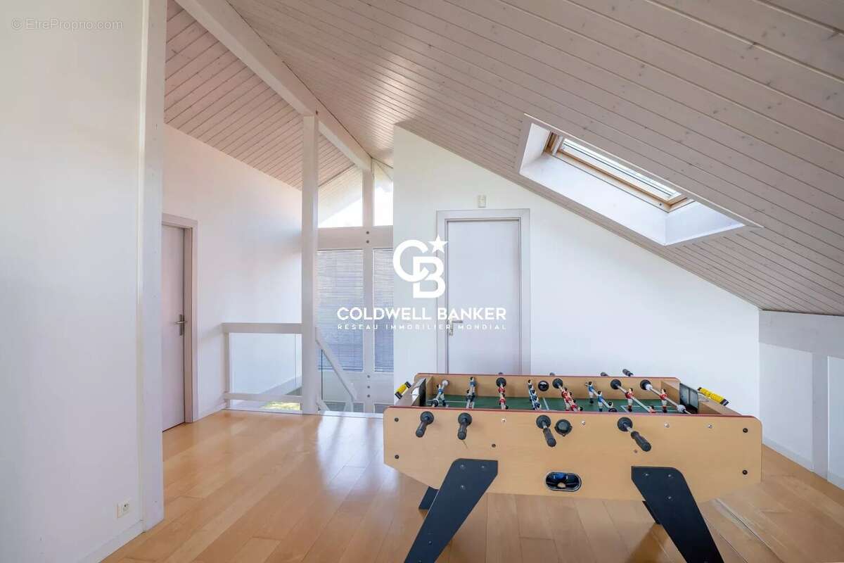 Maison familiale avec piscine à vendre à Vétraz-Monthoux proche Genève - photo 14