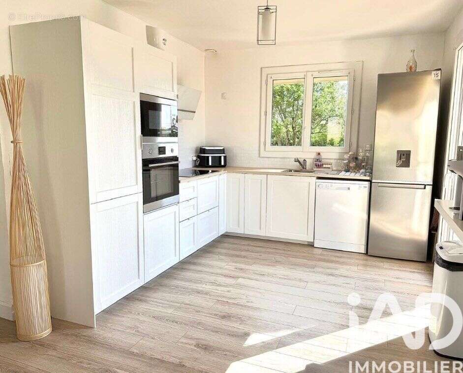 Photo 3 - Maison à SAINT-THIBERY