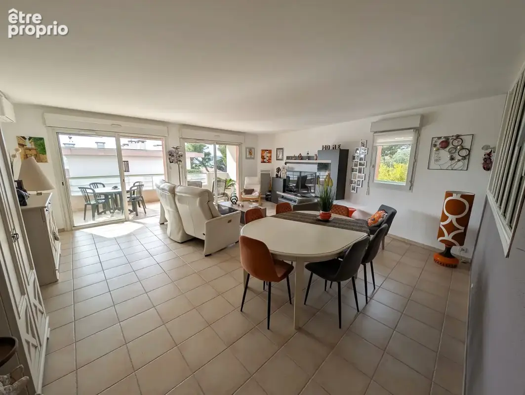 Photo Appartement à Six-Fours-Les-Plages au prix de 649 000€