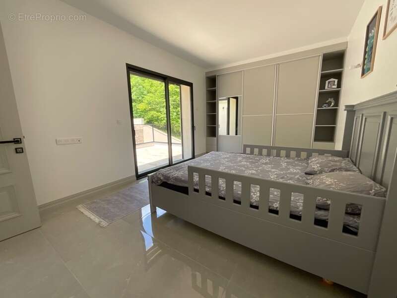 Maison à SAINT-PREST