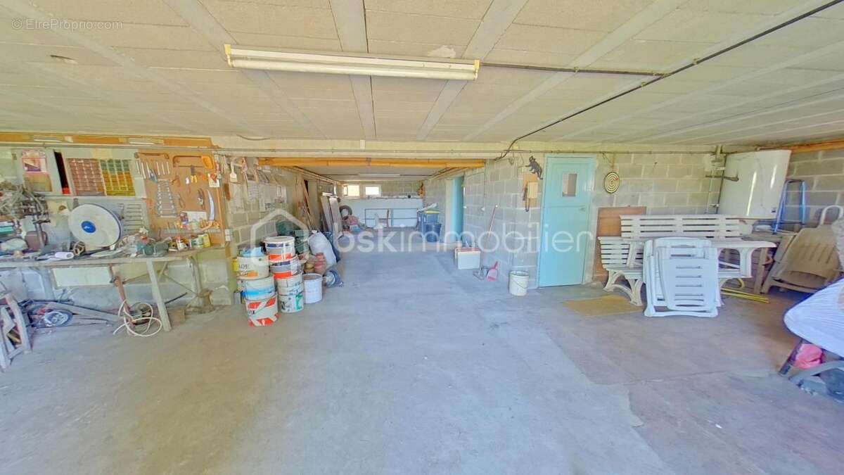 Maison à THORIGNY-SUR-OREUSE