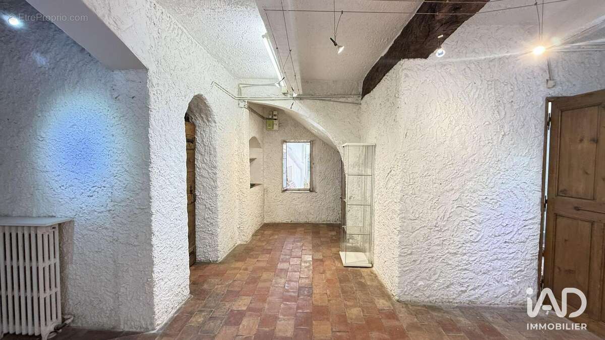 Photo 4 - Commerce à BANDOL