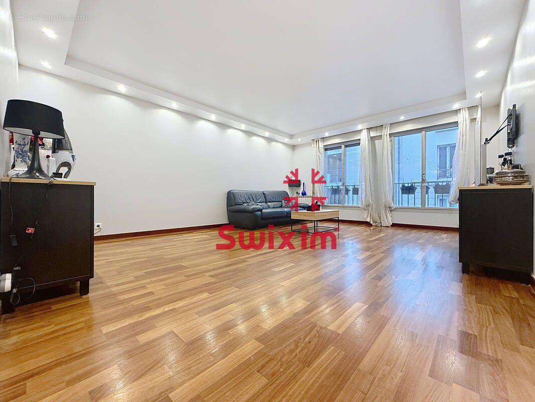 Appartement à PARIS-20E