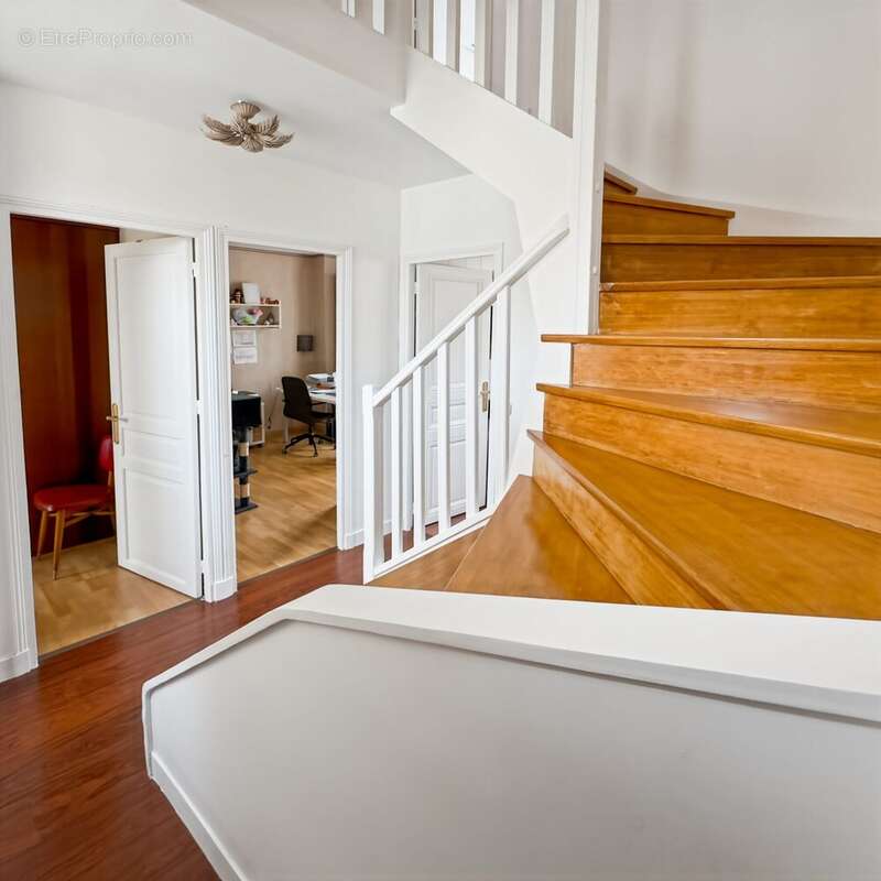 Maison à ROSNY-SOUS-BOIS