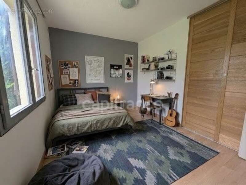 Maison à vendre 4 pièces AMBARES ET LAGRAVE (33) - photo 9