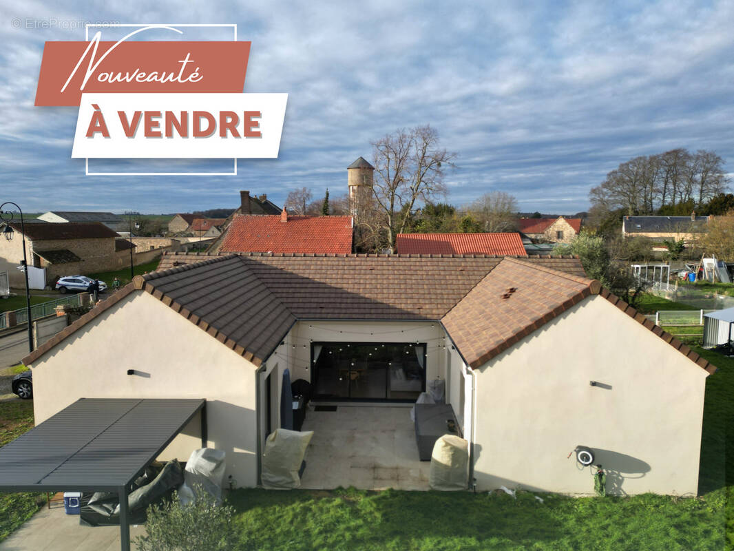 Maison à LA COUTURE-BOUSSEY