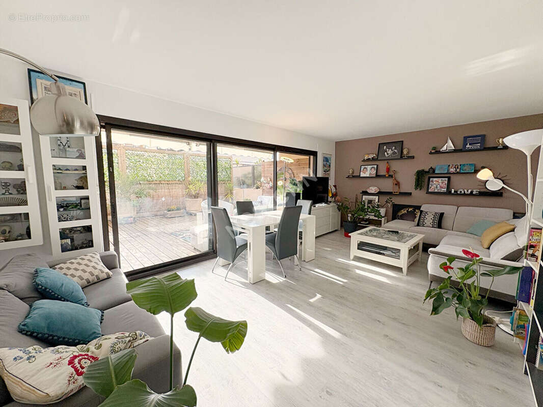 Appartement à HYERES