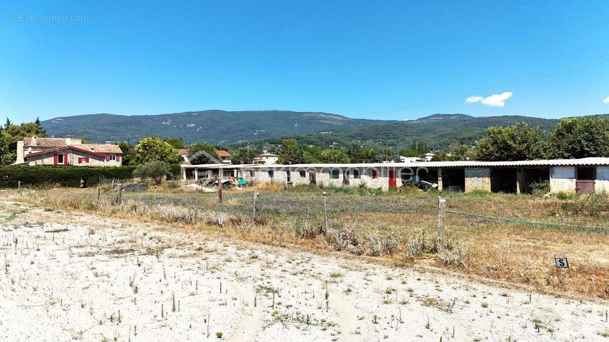 Appartement à FAYENCE