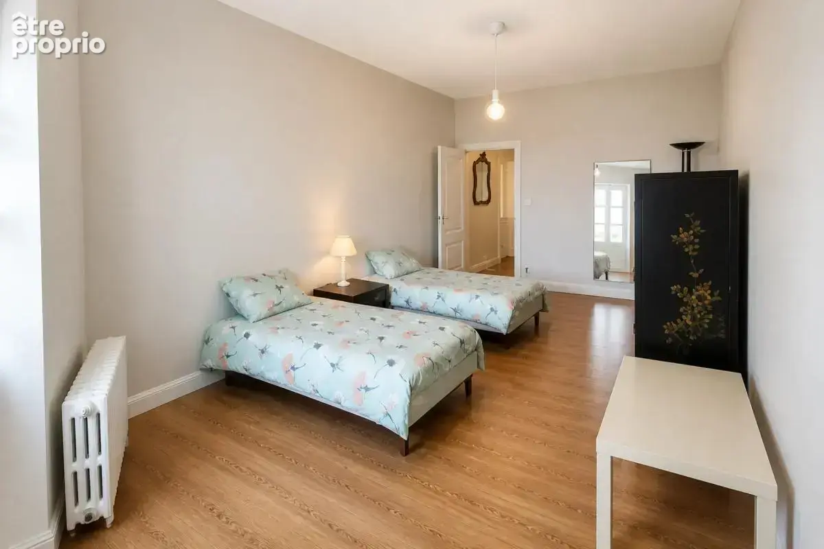 Maison de 8 pièces de 280 m² à Puisseguin - photo 12