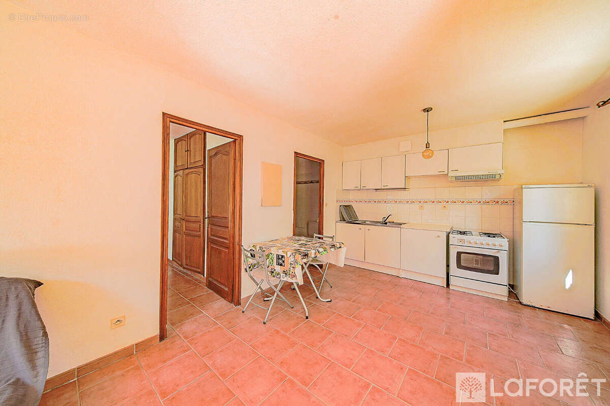 Appartement à CORTE