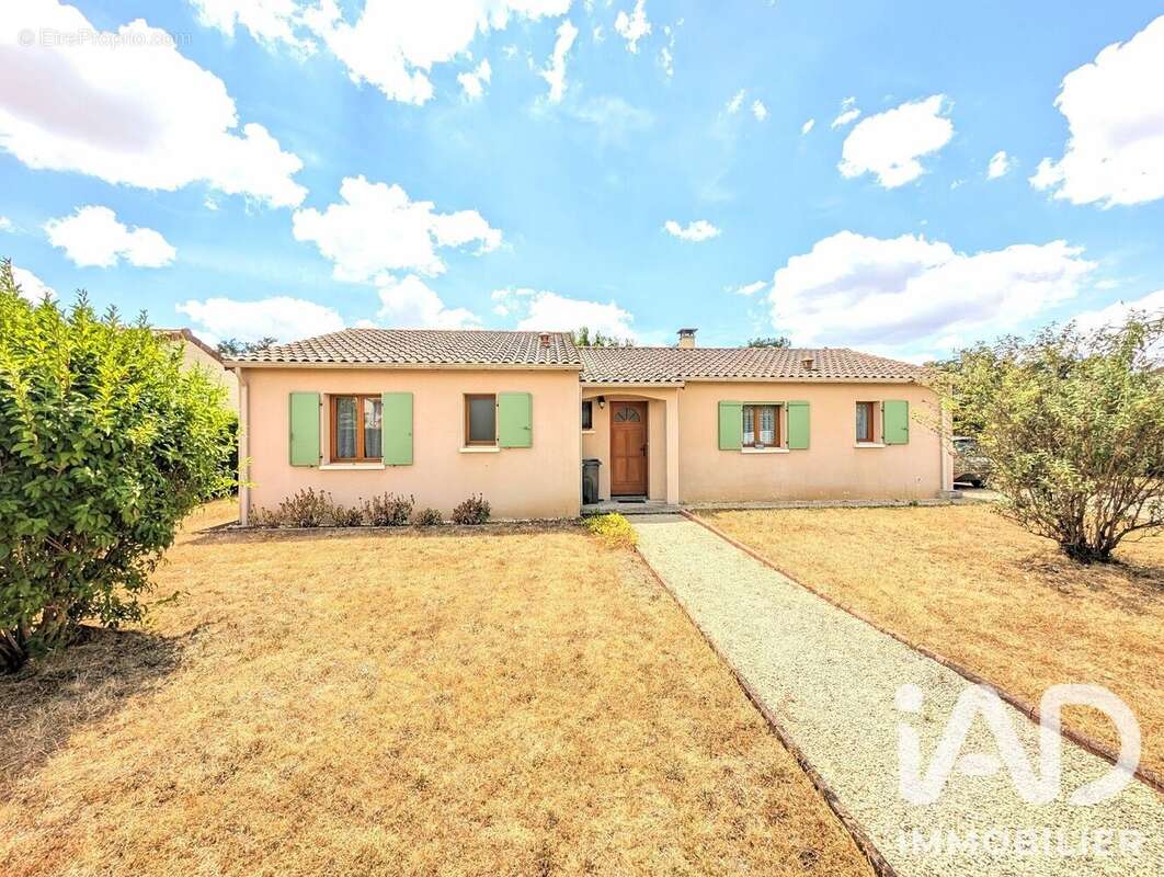 Photo 2 - Maison à CIVAUX