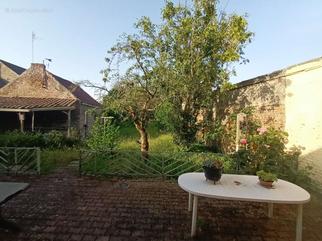 Maison à FRESNES-SUR-ESCAUT