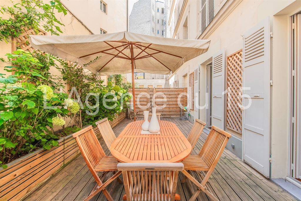 Appartement à PARIS-7E