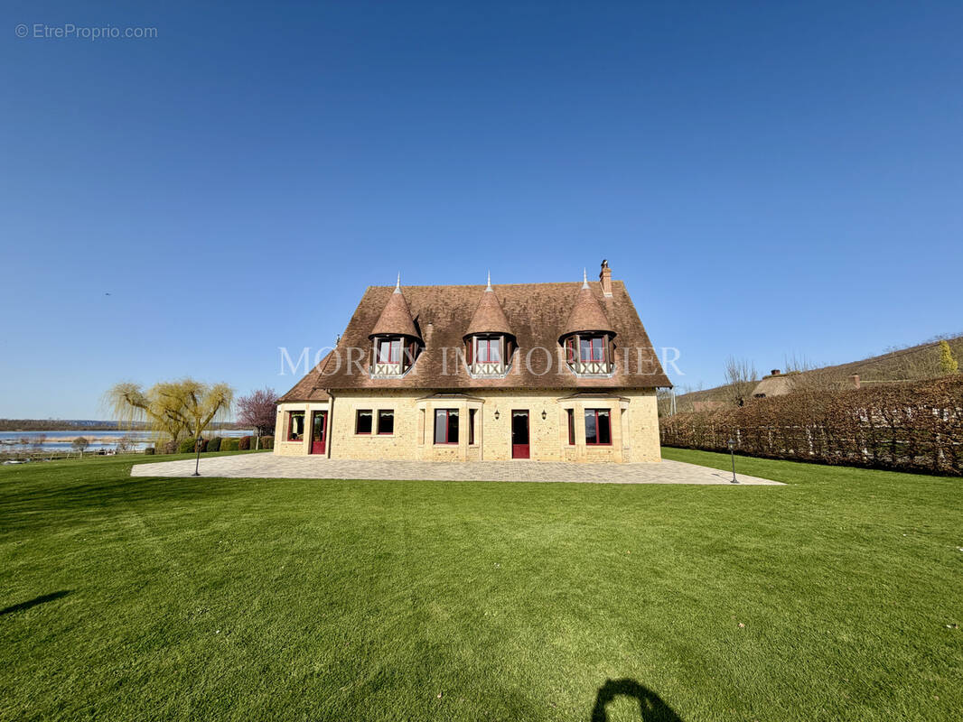 Maison à SAINTE-OPPORTUNE-LA-MARE