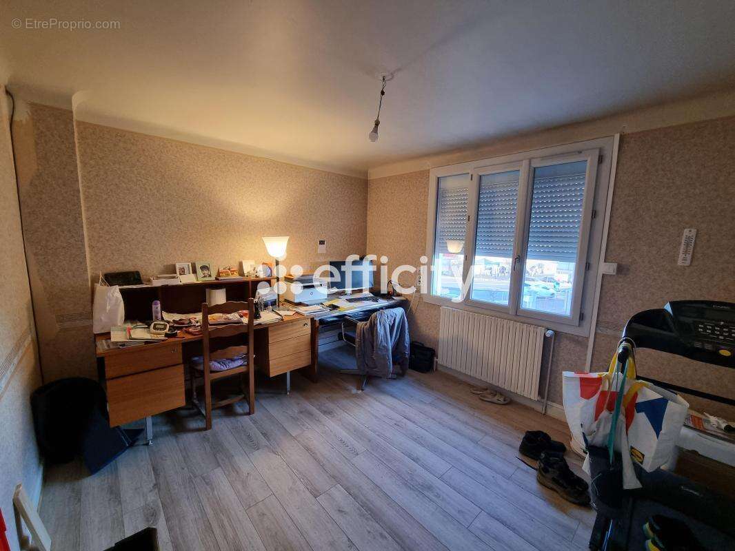 Maison à SAINT-CHELY-D'APCHER