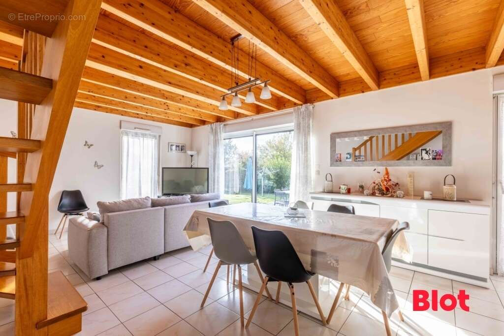 Maison à BRECE