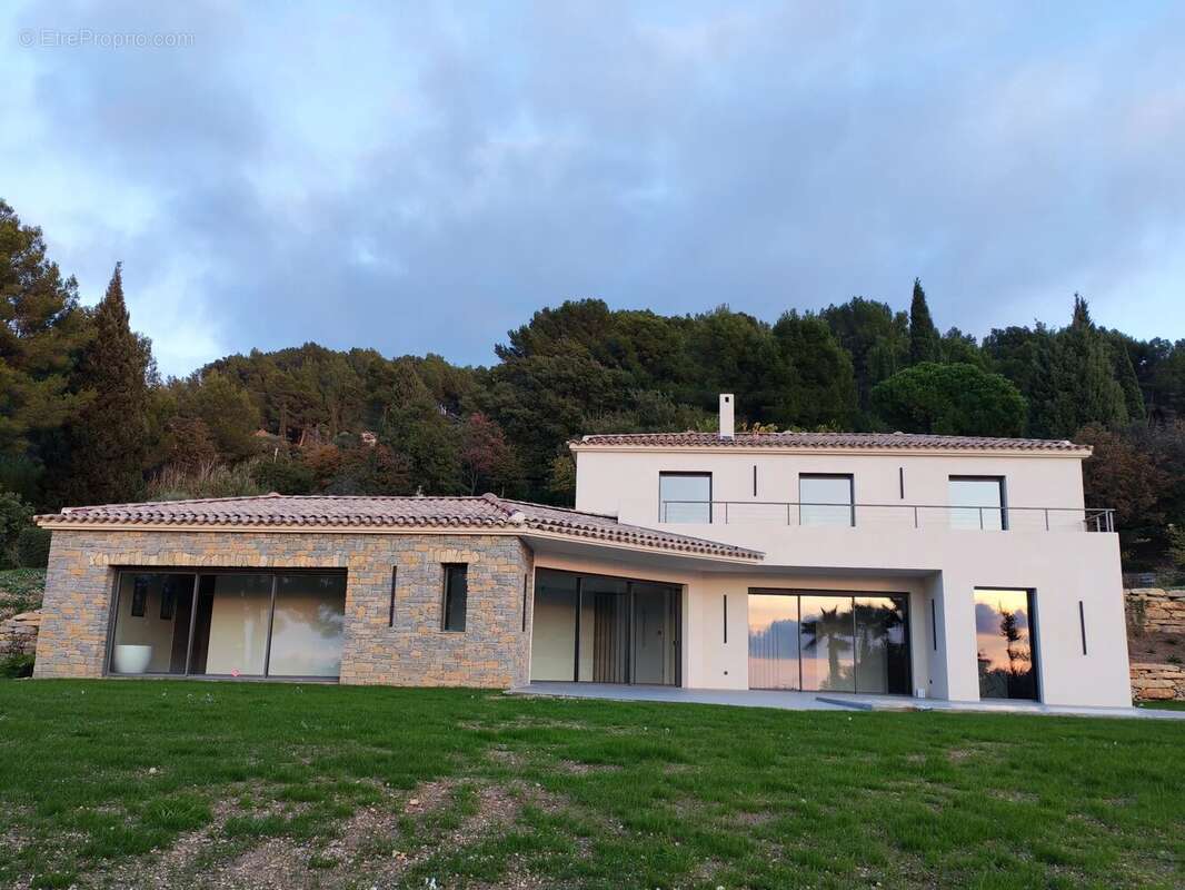 Maison à LA CADIERE-D'AZUR