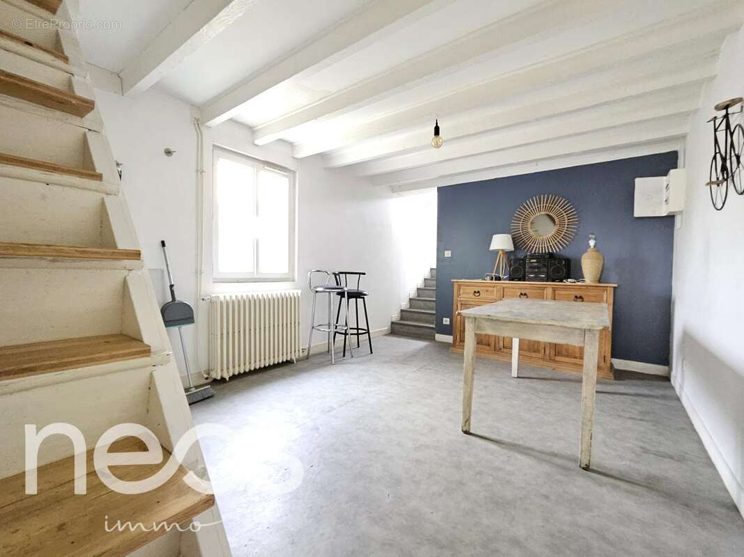 Maison à SAINT-DOULCHARD