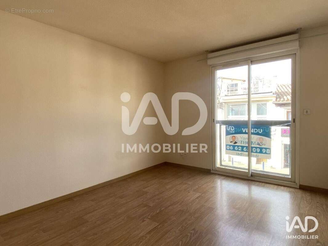 Photo 7 - Commerce à CASTELGINEST