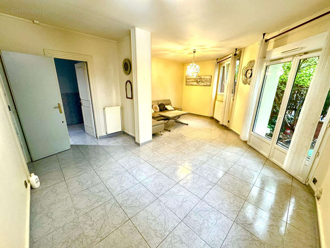 Maison à NOISY-LE-SEC