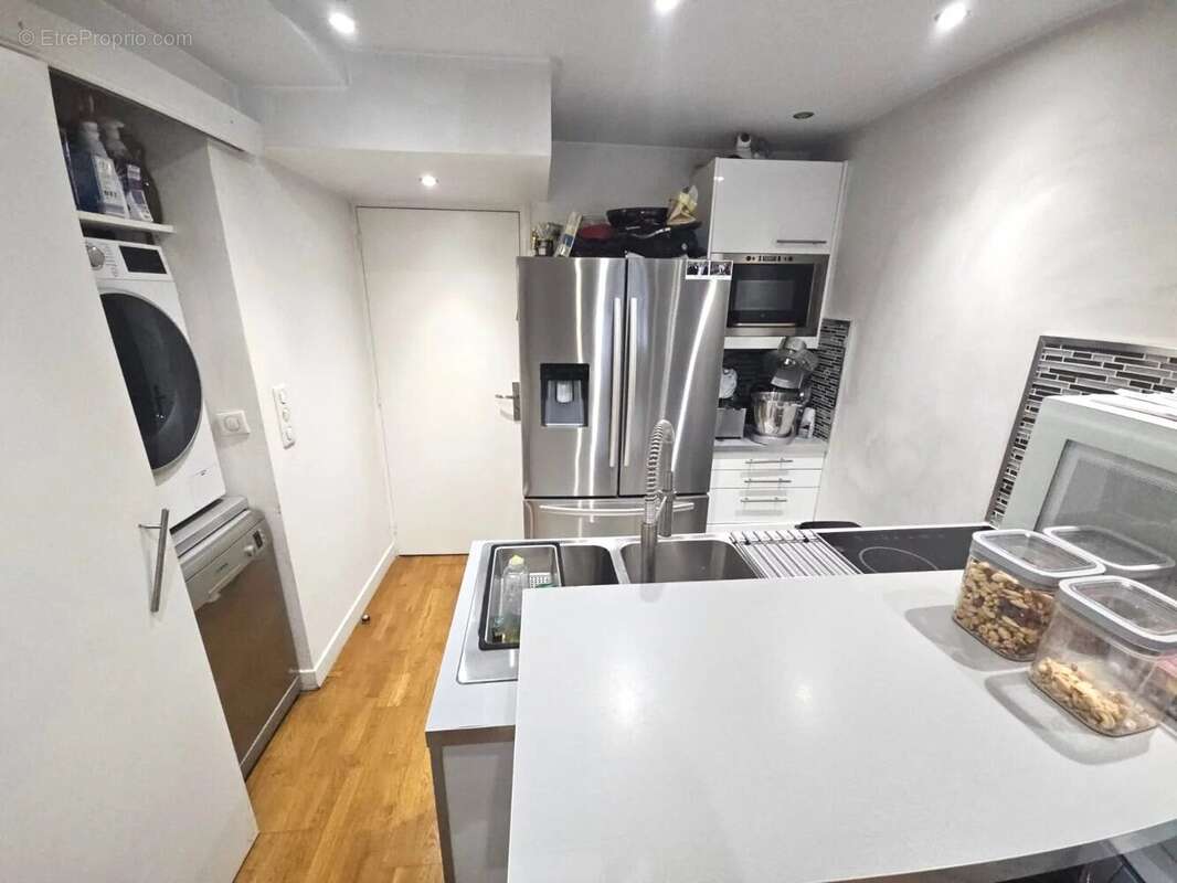 Appartement à PARIS-12E
