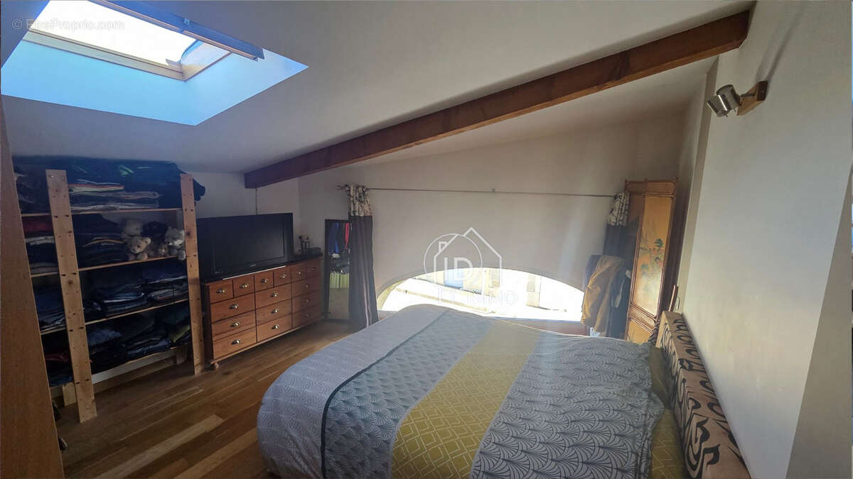 Maison à VILLEFRANCHE-DE-LONCHAT