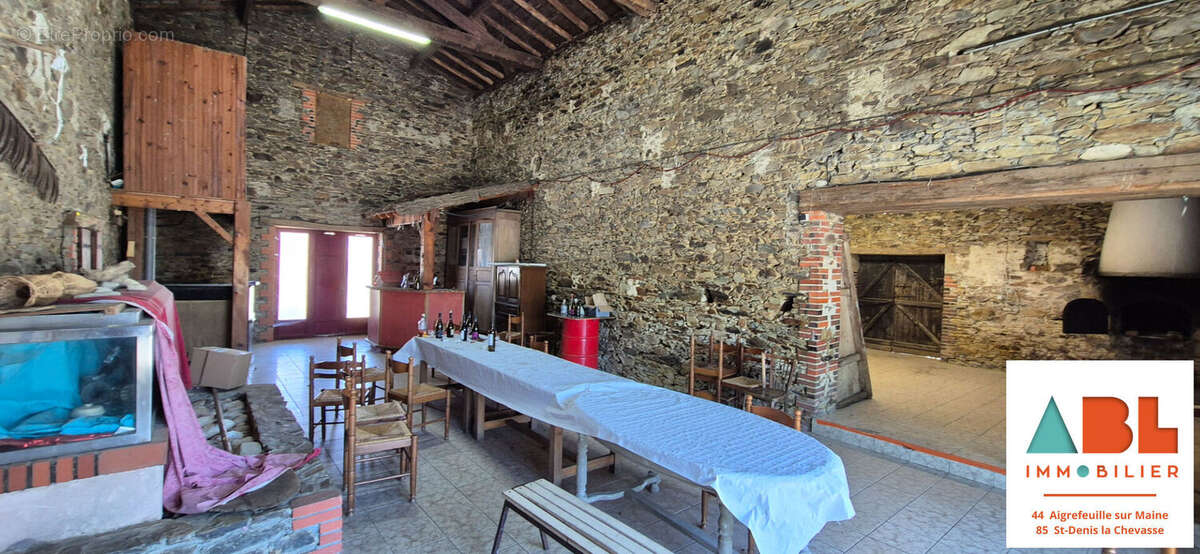 Maison à LES BROUZILS