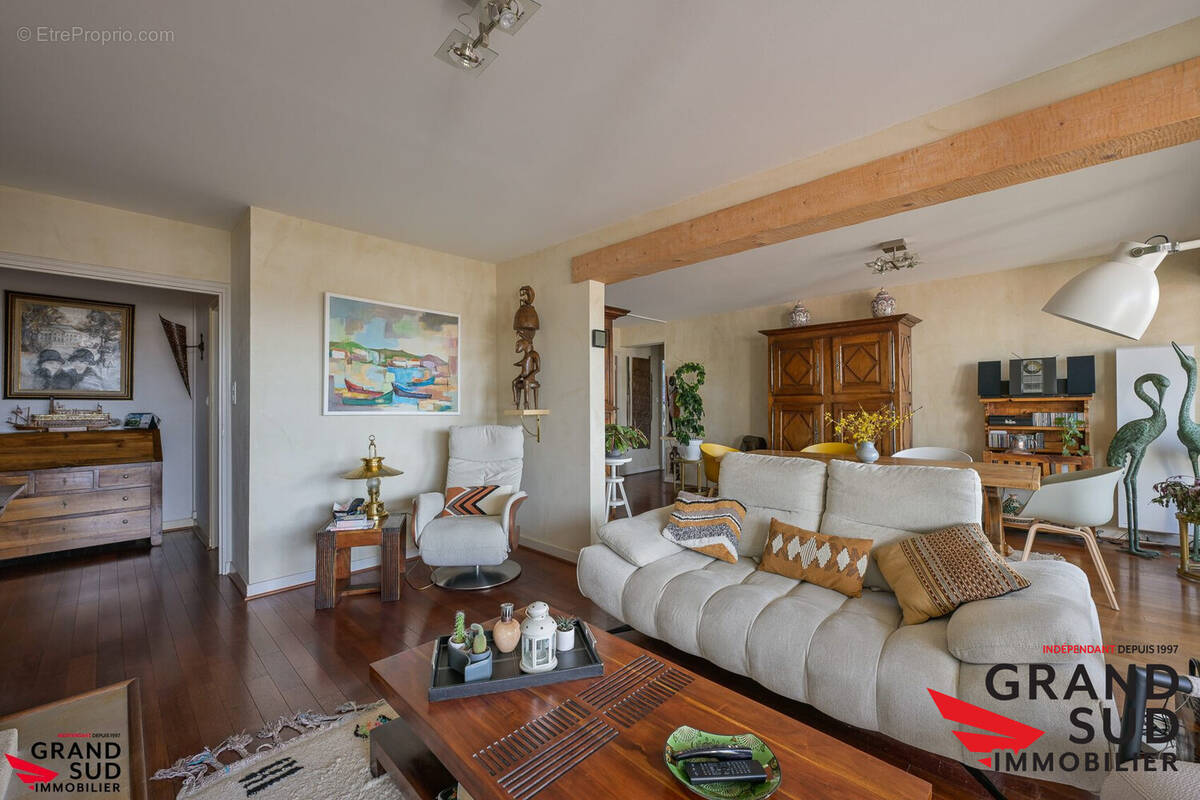 Appartement à BORDEAUX