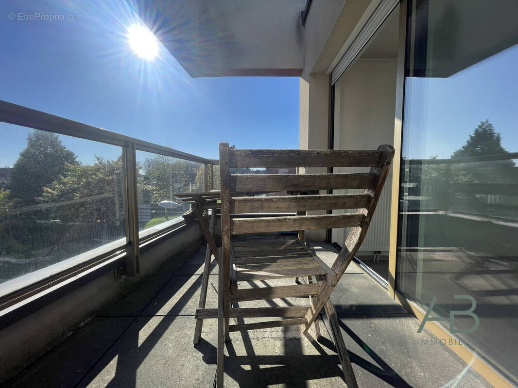 Appartement à MONS-EN-BAROEUL