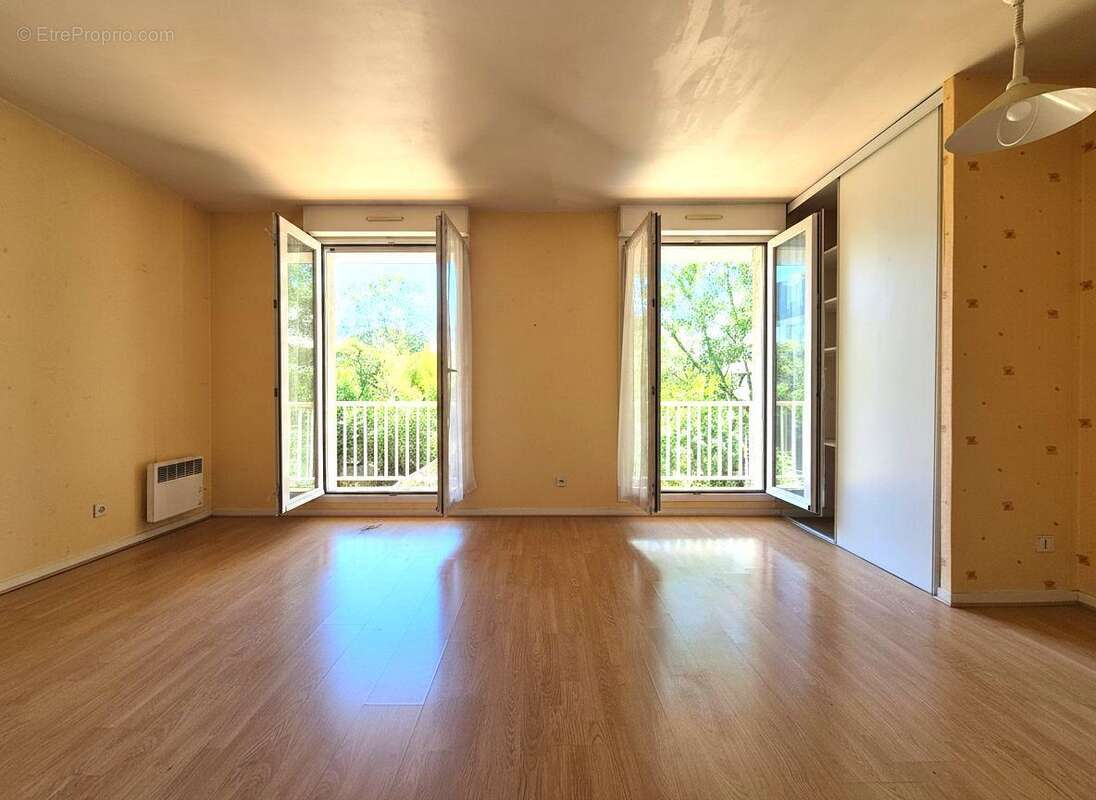 Appartement 27 m² à Noisy-Le-Grand  - photo 4