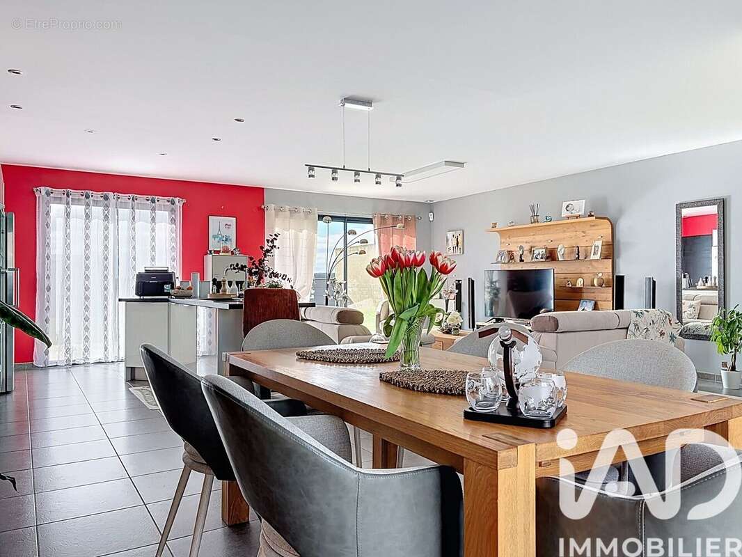 Photo 6 - Maison à BARJOUVILLE