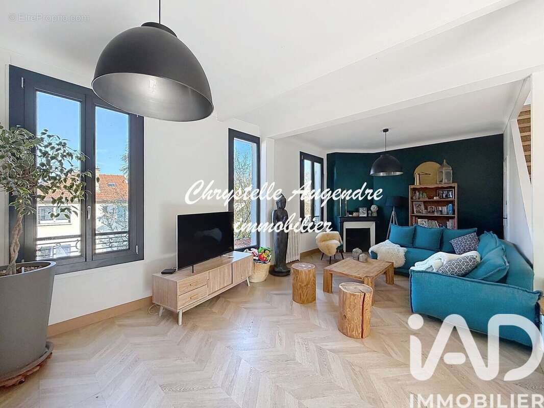 Photo 3 - Maison à ARCUEIL