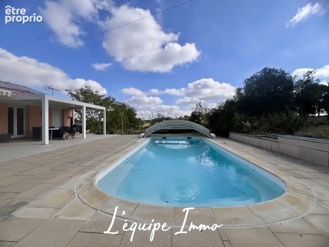 Maison familiale avec sous-sol total, piscine et terrain de 4000m2. - photo 14