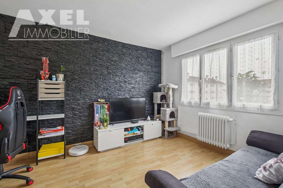 Appartement à BOIS-D'ARCY