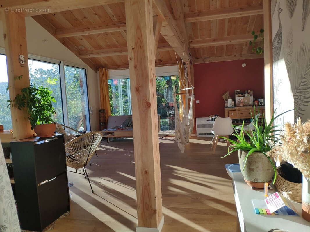 Maison à ROCHEGUDE