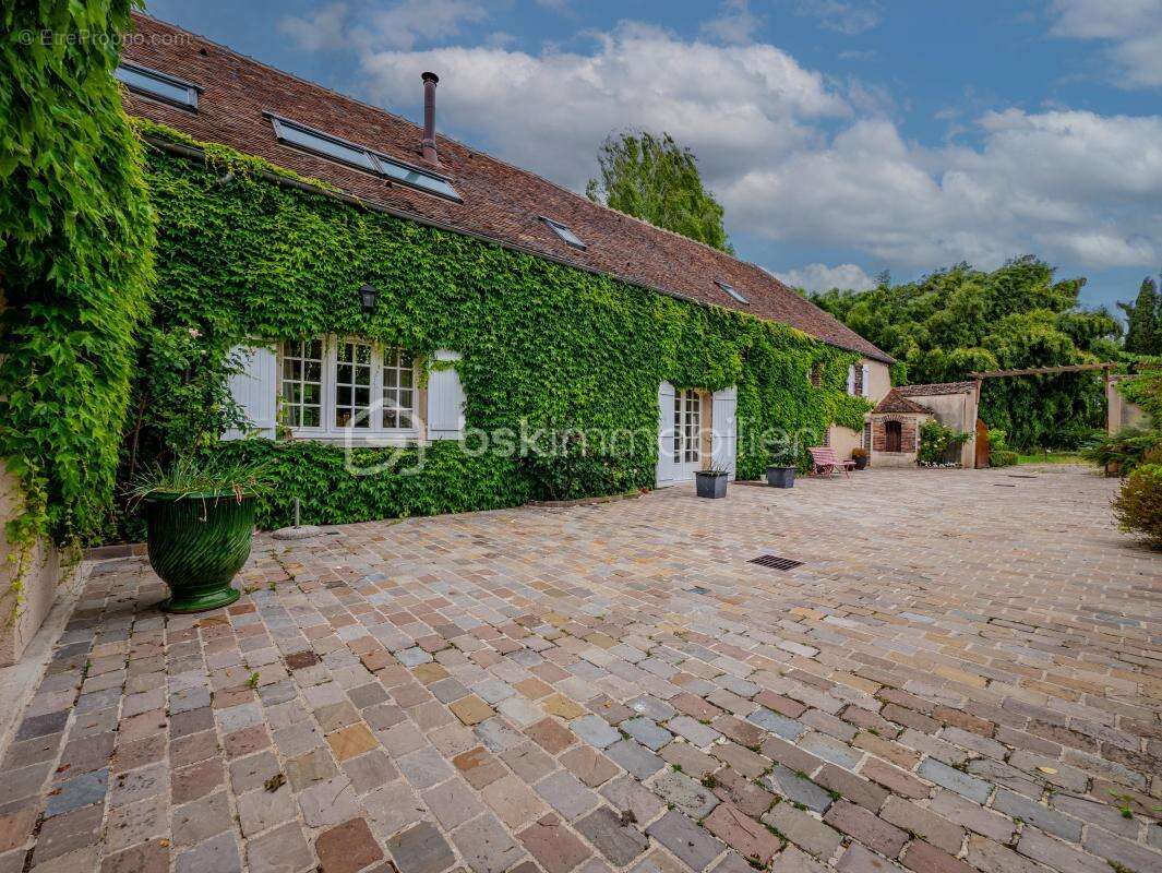  À VENDRE Propriété d’Exception – À 55 minutes de Paris - photo 3