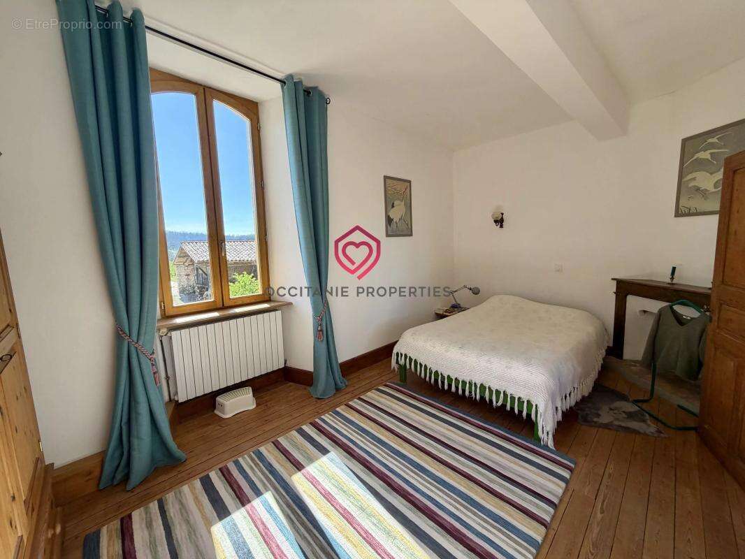 Propriétés de 2 maisons et dépendance - photo 8