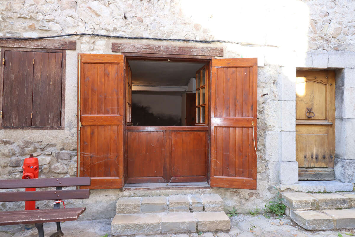 Maison à COLMARS