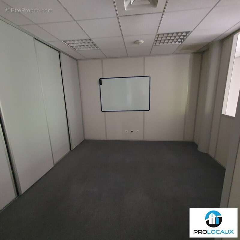 Commerce à SEYSSINET-PARISET